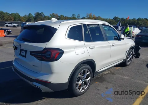 2023 BMW X3 xDrive30I z USA, uszkodzony, nr VIN 5UX53DP08P9S81267